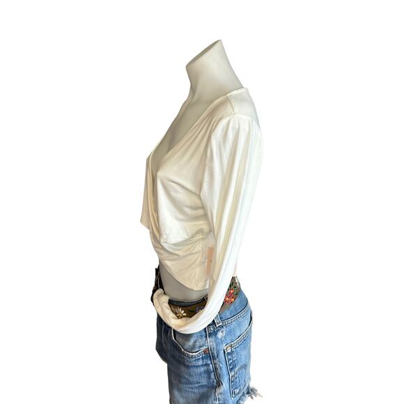 Superdown White Wrap Crop Top XL Cotton Long Sleeve Plunging Matilda Revolve NEW - Picture 6 of 8